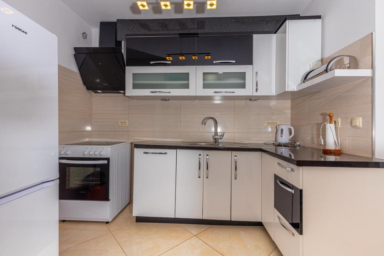 Apartman Sare ซริกเวนิซา ภายนอก รูปภาพ