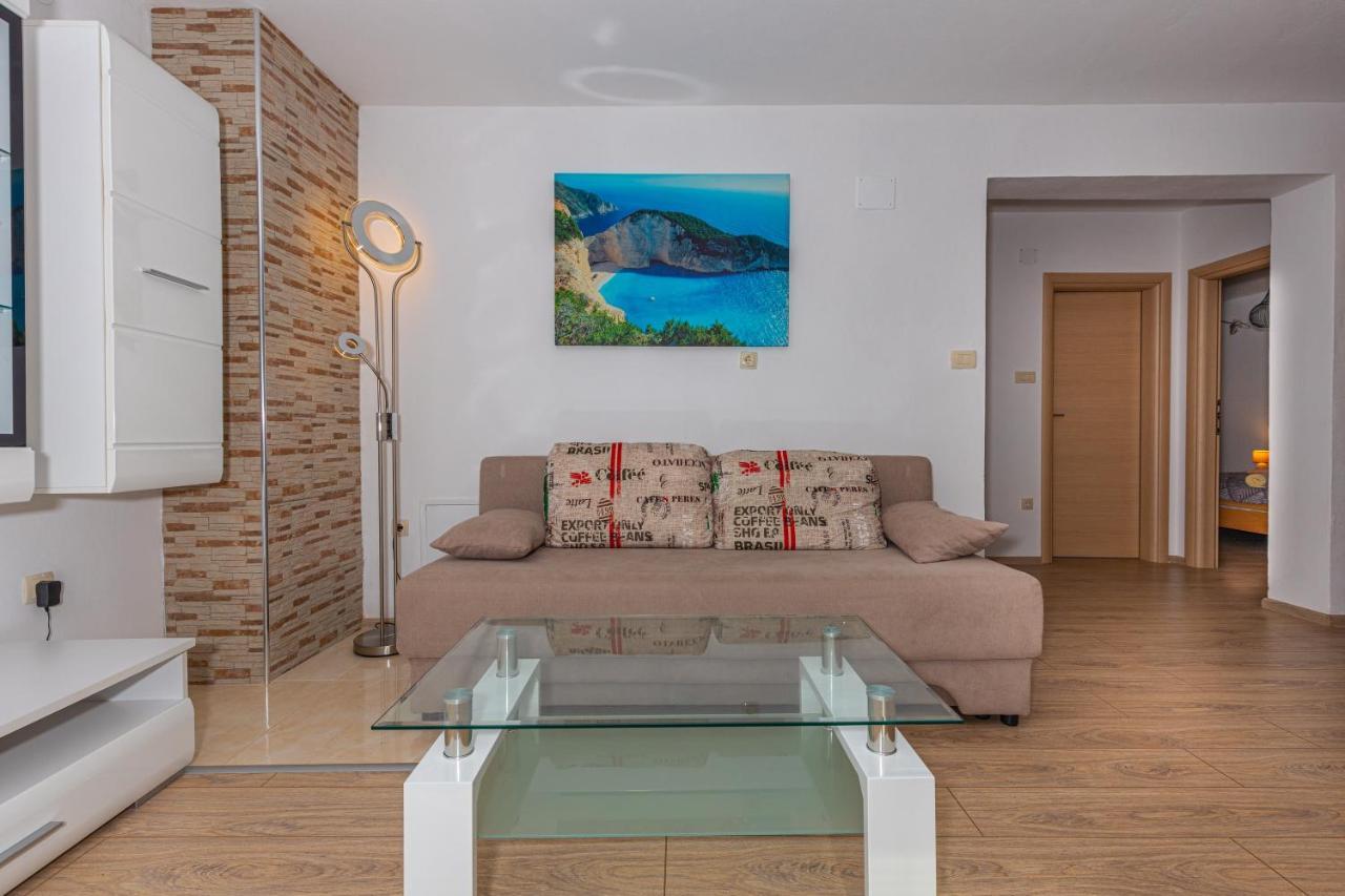 Apartman Sare ซริกเวนิซา ภายนอก รูปภาพ