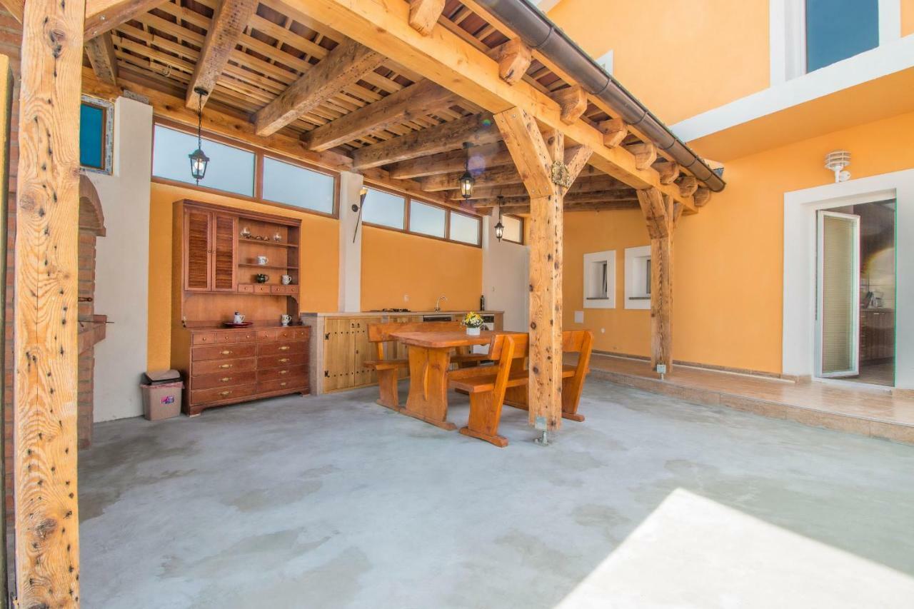 Apartman Sare ซริกเวนิซา ภายนอก รูปภาพ
