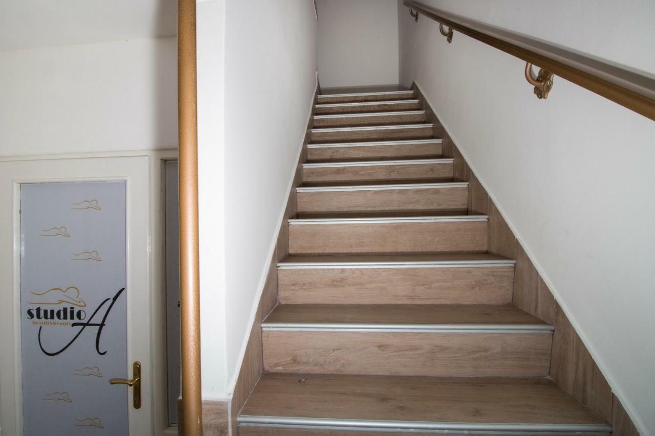 Apartman Sare ซริกเวนิซา ภายนอก รูปภาพ